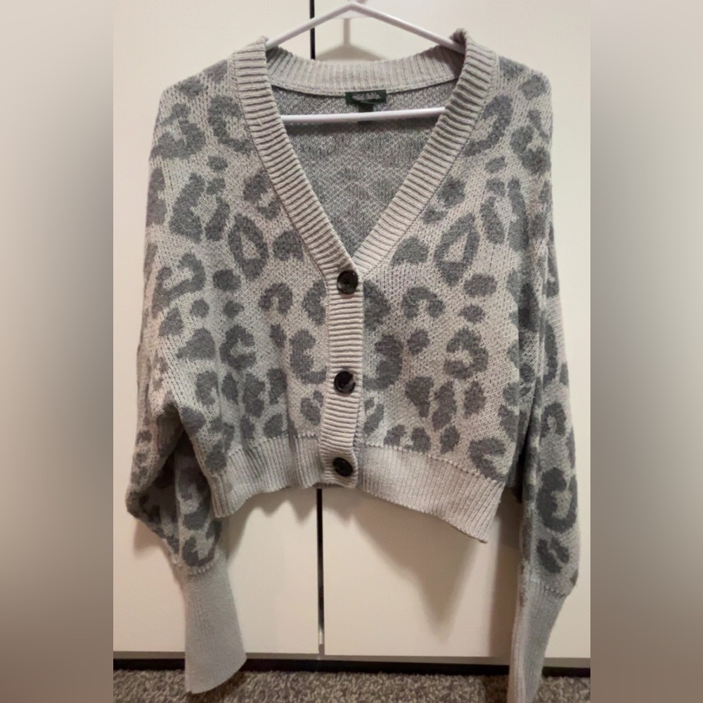 Wild Fable Gray Animal Print Cardigan